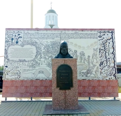 1 сентября 2021 г. – памятник прп. Далмату Исетскому появился в г. Кургане.